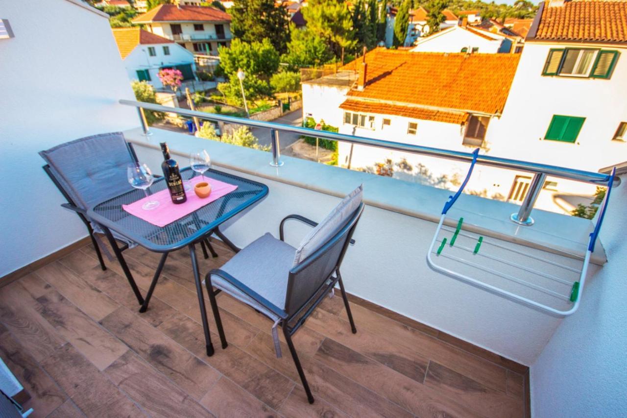 Apartments And Rooms Skalinada Murter Zewnętrze zdjęcie