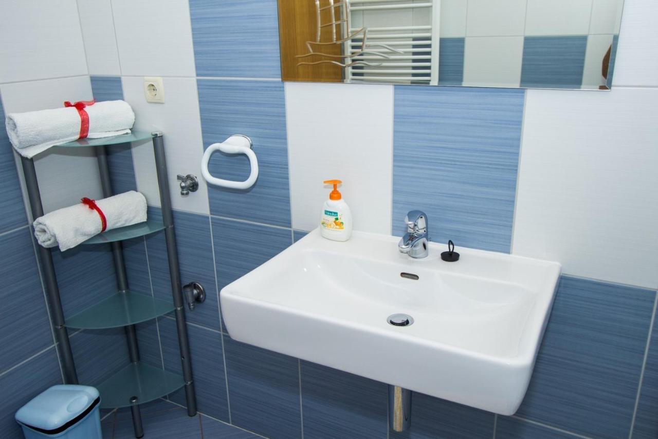 Apartments And Rooms Skalinada Murter Zewnętrze zdjęcie